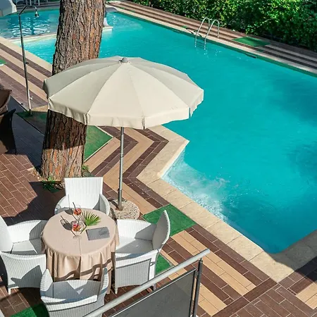 Martini Hotel 3*