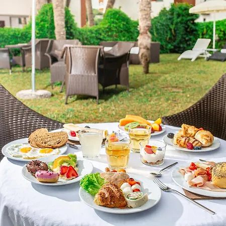 Hotel Martini 3*