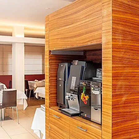 Hotel Martini 3*